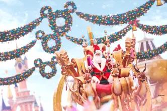 Santa on top of a parade float in front of Sleeping Beauty Castle at Disneyland Paris