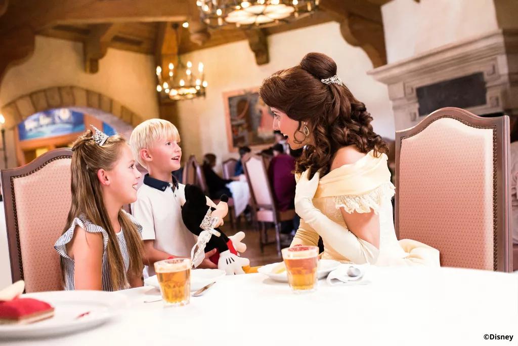 Character Dining Experiences at Disneyland® Paris