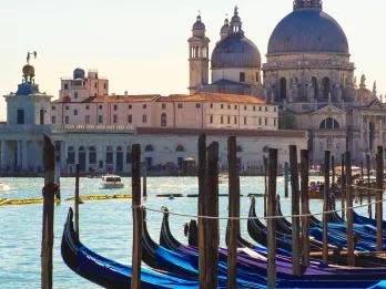 gondolas-on-the-water