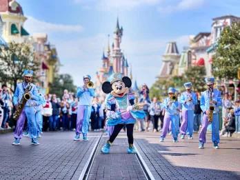 Minnie Mouse Main Street Music Festival 2025 Minnie Mouse Disneyland Paris Music Festival 2025